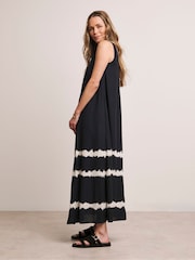 JD Williams Black Mix Pleat Border Print Maxi Dress - Image 6 of 6