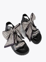 Carvela Sorrento Scarf Black Sandals - Imagen 2 de 4