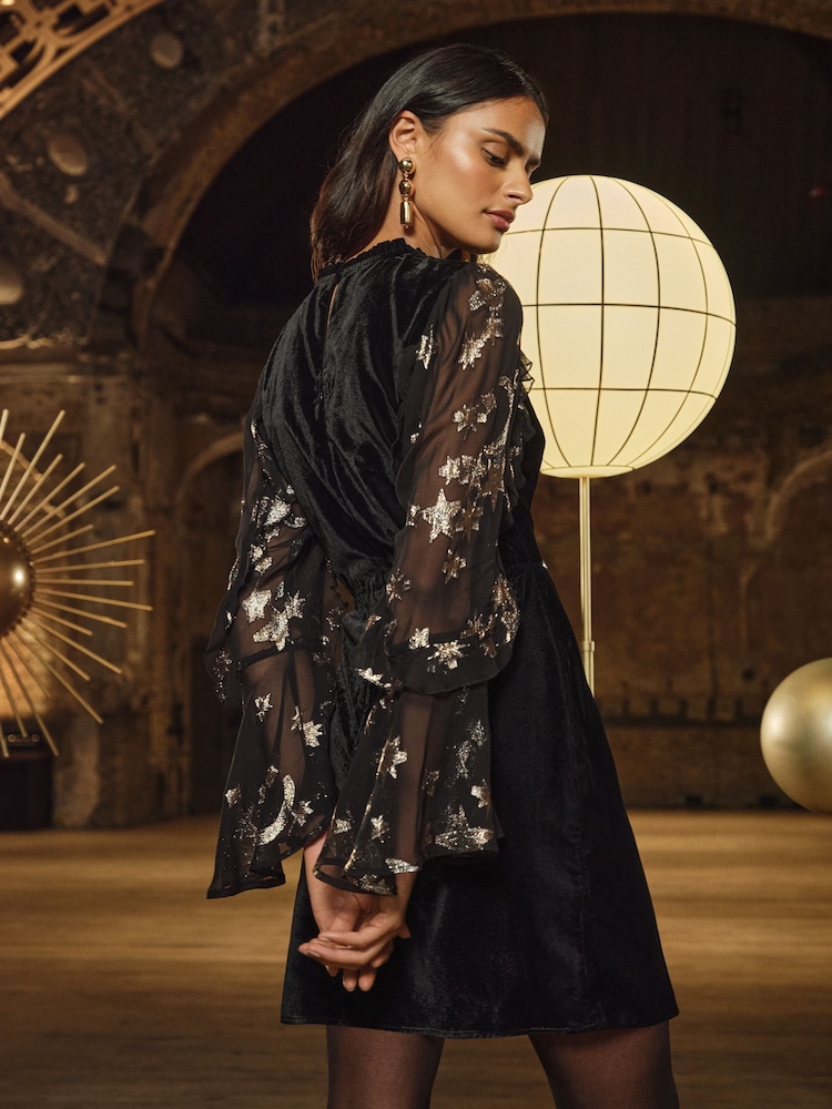 Love & Roses Black Cosmic Metallic Sleeve Velvet Mini Dress - Image 4 of 4