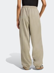 adidas Originals Green Essentials Linear Loose Cuffed Joggers - Image 4 of 5
