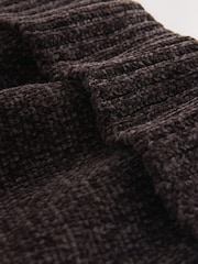 Čokoladno rjava - Chenille Beanie Hat - Slika 3 iz 3