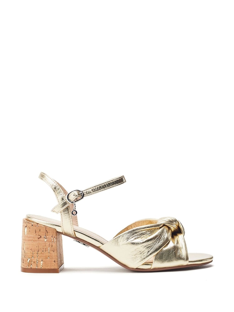 Dorado - Moda in Pelle Mokara Twist Knot Feature Comfort Block Heel Sandals - Imagen 2 de 4 Dorado - Moda in Pelle Mokara Twist Knot Feature Comfort Block Heel Sandals - Imagen 2 de 4