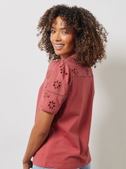 Rosa - M&Co Woven Broderie Sleeve 100% Cotton T-Shirt - Imagen 4 de 5