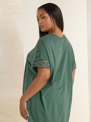 Verde - Yours Curve Boxy Crochet Insert 100% Cotton T-Shirt - Imagen 3 de 4