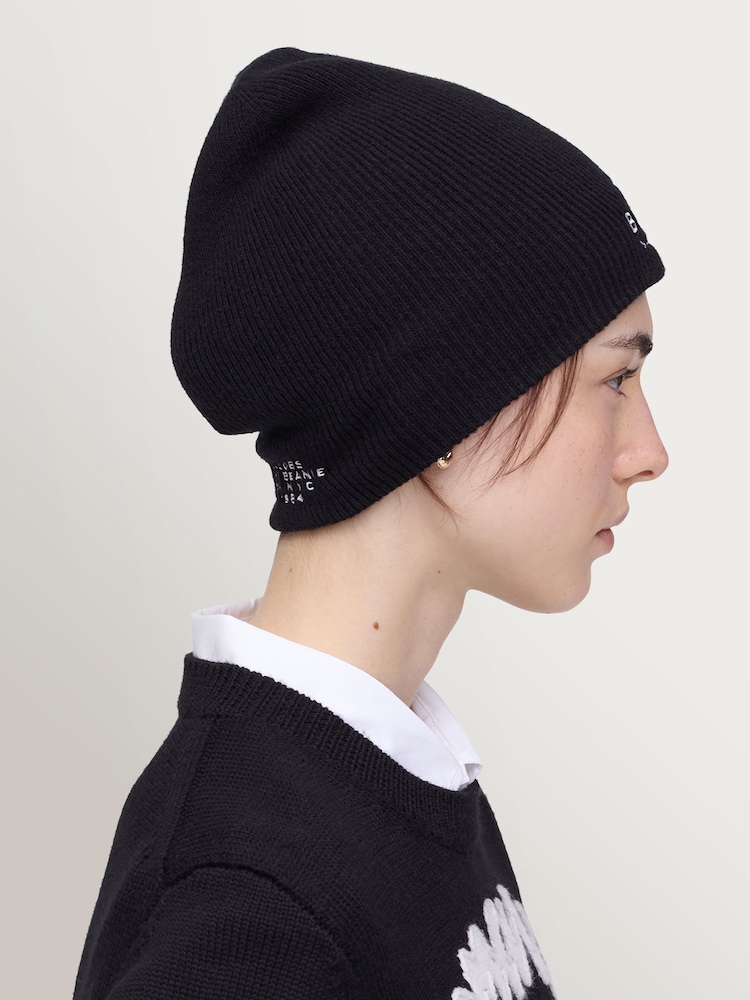 Marc Jacobs Black The Beanie - Image 2 of 7 Marc Jacobs Black The Beanie - Image 2 of 7