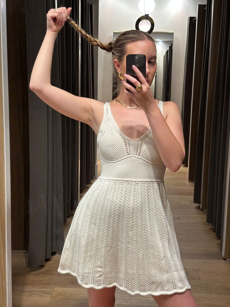 Gap Beige Crochet Sleeveless Mini Dress - Image 2 of 6 Gap Beige Crochet Sleeveless Mini Dress - Image 2 of 6