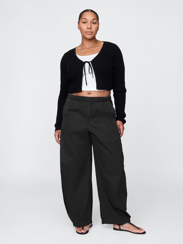 Gap Black Low Waisted Barrel Parachute Trousers - Image 5 of 5 Gap Black Low Waisted Barrel Parachute Trousers - Image 5 of 5