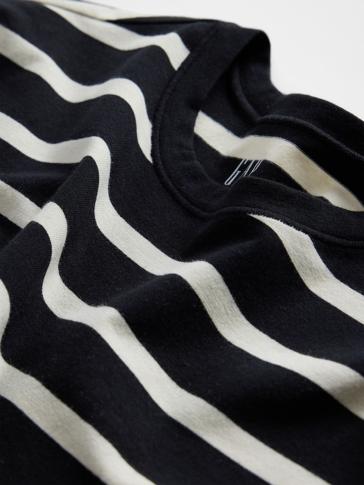 Gap Black/White Stripe CloseKnit Jersey Short Sleeve Crew Neck T-Shirt - Image 5 of 5