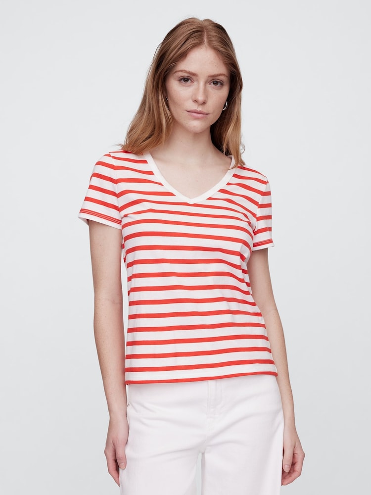 Rayas blancas - Camiseta con cuello en V favorita de Gap - Imagen 1 de 5