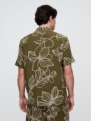 Gap Khaki Green Regular Fit 100% Cotton Crinkle Gauze Holiday Shirt - Image 2 of 4