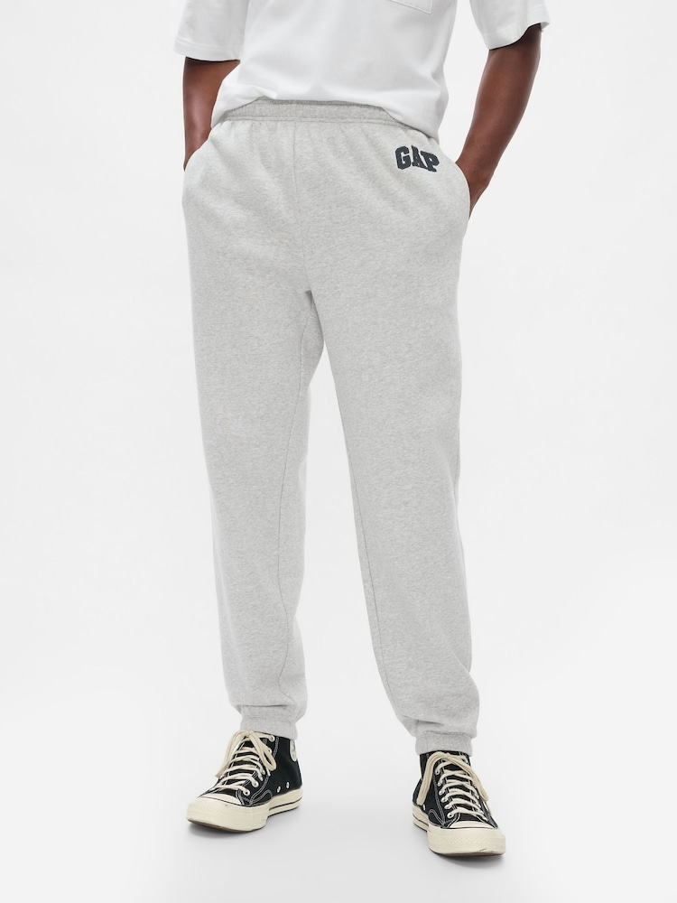 Gris - Pantalones de chándal con forro polar y logo de Gap - Imagen 1 de 4