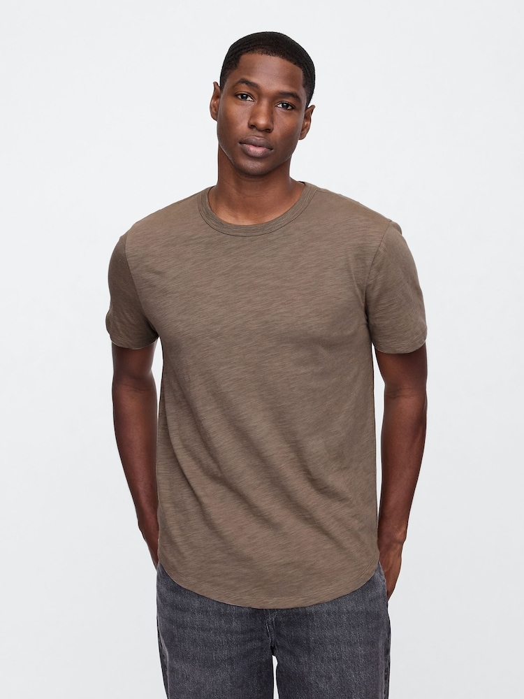 Braun - Gap Slub Curved Hem Short Sleeve T-Shirt - Bild 1 von 5 Braun - Gap Slub Curved Hem Short Sleeve T-Shirt - Bild 1 von 5