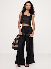 Banana Republic Black Linen Square-Neck Cropped Tank Top - Image 3 of 4