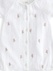 Mamas & Papas Scattered Floral Embroidered Shortie 100% Cotton White Romper - Imagen 3 de 3