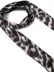 Aela Animal Print Leopard Thin Scarf - Image 2 of 2