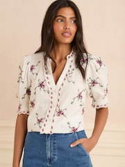 Love & Roses Embroidered Short Sleeve Blouse - Imagem 1 de 4