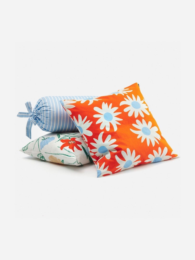 Marimekko Orange Rakastaa Ei Rakasta Cushion Cover - Image 1 of 2 Marimekko Orange Rakastaa Ei Rakasta Cushion Cover - Image 1 of 2