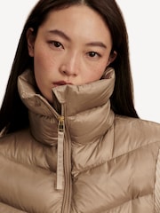 Varley Simply Taupe Bextor Lightweightdown Gilet - Image 5 of 6