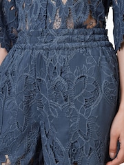 Azul - Pantalones adornados Charli de AllSaints - Imagen 6 de 8