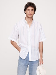 Banana Republic White Relaxed-Fit Summerweight Cotton Short-Sleeve Shirt - Image 1 of 1