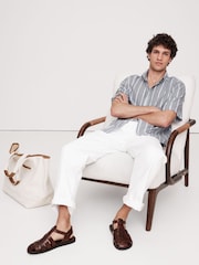 Banana Republic Grey Relaxed-Fit Summerweight Cotton Short-Sleeve Shirt - Image 3 of 4
