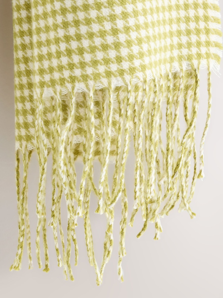 نقشة كاروهات باللون الأخضر الليموني - وشاح متوسط الوزن - صورة 7 من 7