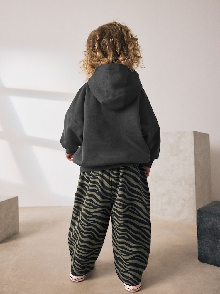 Charcoal Grey Hoodie And Joggers Set (3mths-7yrs) - Image 2 of 8 Charcoal Grey Hoodie And Joggers Set (3mths-7yrs) - Image 2 of 8