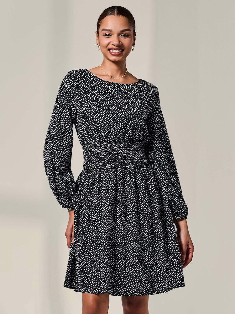 Negro - Jolie Moi Long Sleeve Ruched Waist Midi Dress - Imagen 1 de 6 Negro - Jolie Moi Long Sleeve Ruched Waist Midi Dress - Imagen 1 de 6