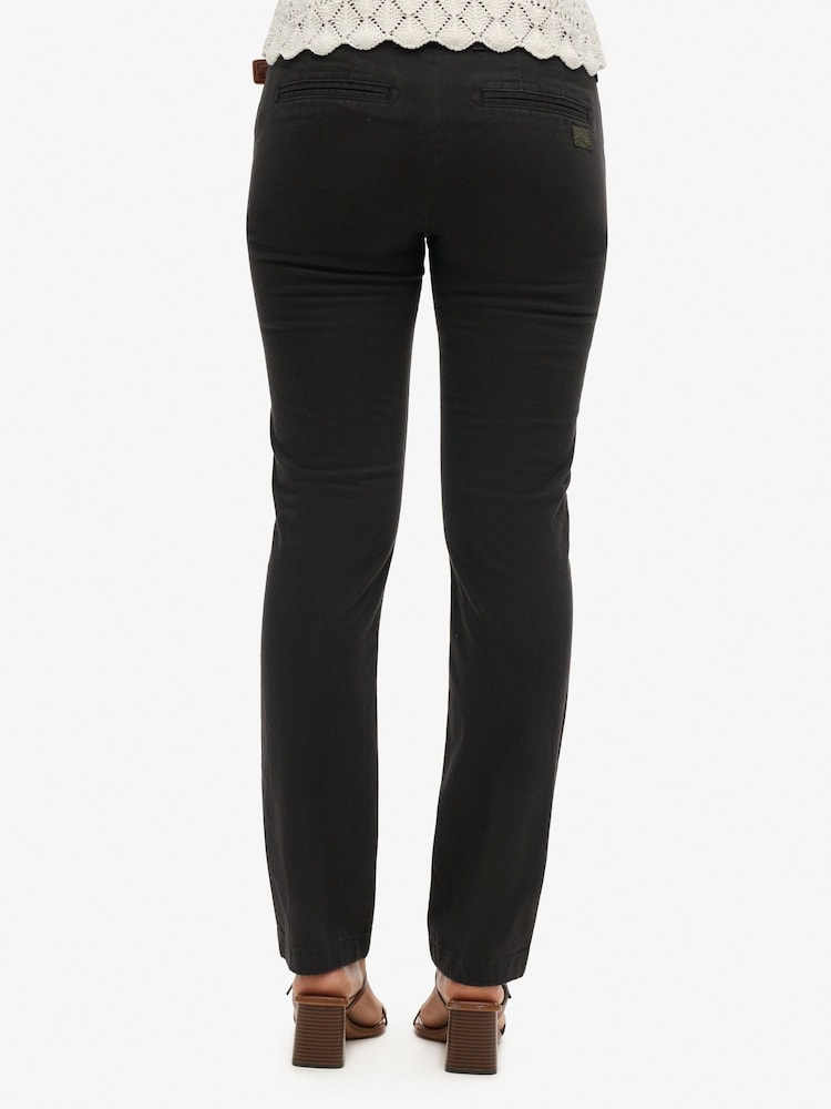 Superdry Chinohose mit mittelhohem Bund - Bild 5 von 5