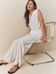 Ecru - Blusa High neck sleeveless drapeada - Imagem 2 de 4