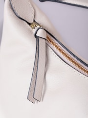 Lakeland Leather Cream Ings Grab Bag - Image 3 of 4