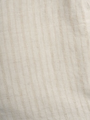 Oliver Spencer Cream Osborne Drawstring Brenner Shorts - Image 8 of 10