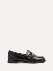 Luz marrom - Linzi Maison Croc Effect Loafers With Buckle Detail - Imagem 2 de 6