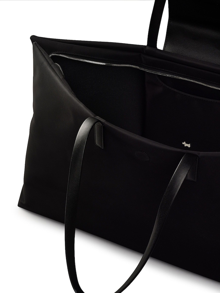 Radley Pocket Essentials Large Ziptop Shoulder  Bag - Image 5 of 5