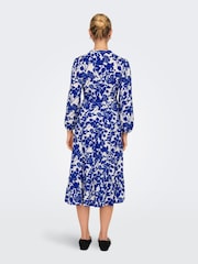 ONLY Blue Printed 3/4 Sleeve Midi Dress - Image 3 of 7