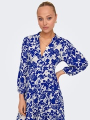 ONLY Blue Printed 3/4 Sleeve Midi Dress - Image 4 of 7