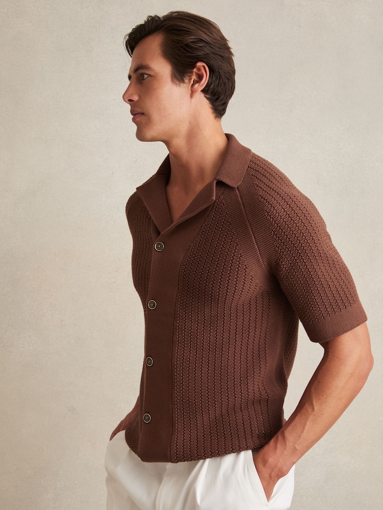TABAKBRAUN - Reiss Alphonso Cotton Textured-Knit Cuban-Collar Shirt - Bild 1 von 6