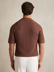 TABAKBRAUN - Reiss Alphonso Cotton Textured-Knit Cuban-Collar Shirt - Bild 5 von 6