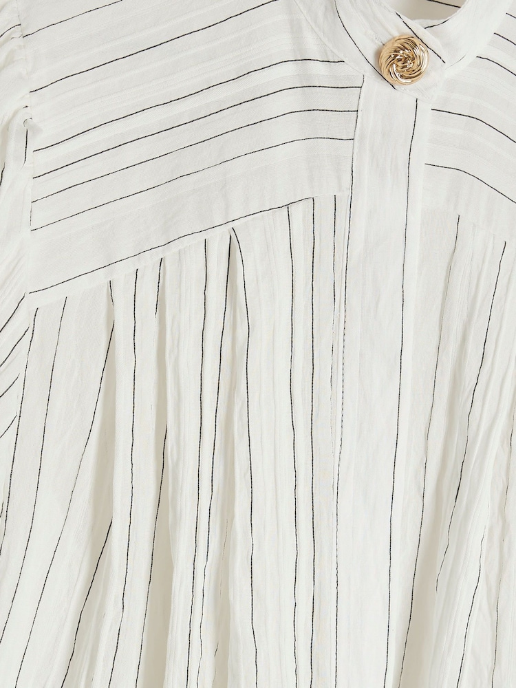 River Island White Short Sleeve Stripe Pleated Blouse - Image 6 of 6