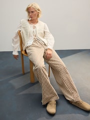 Schokolade/Ecru kariert - Cotton Rich Wide Leg Pull On Trousers - Bild 4 von 5