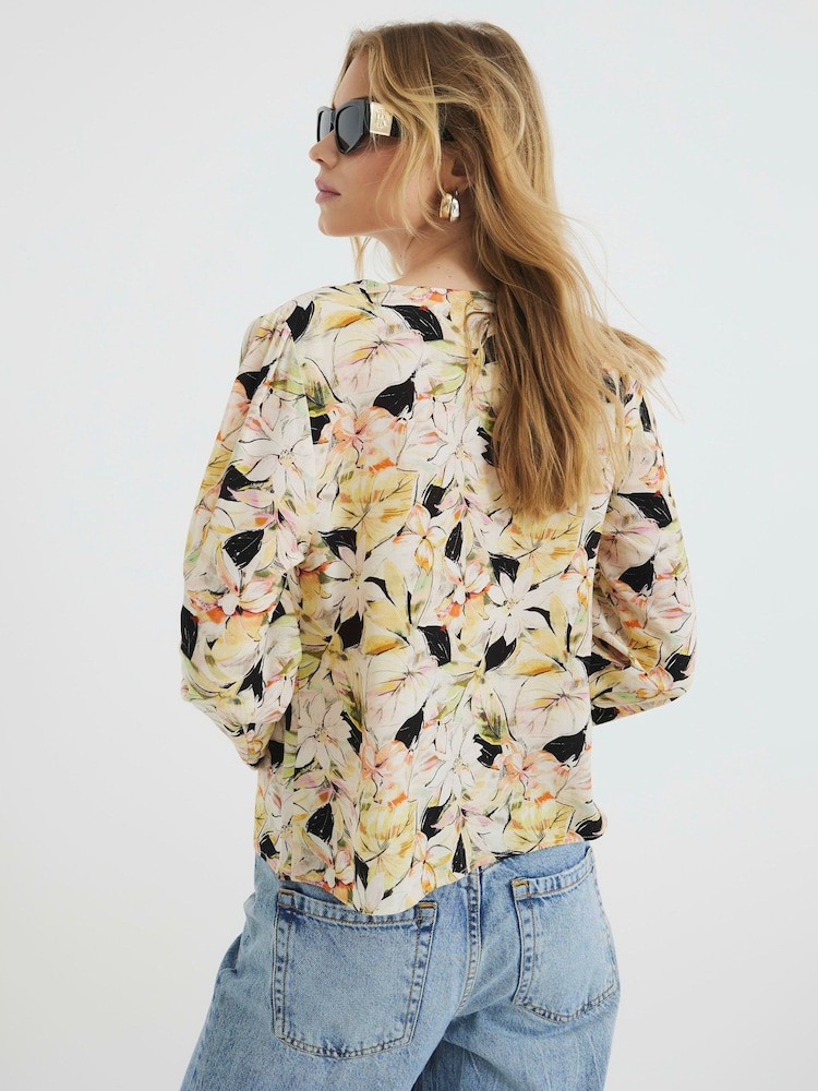 River Island Yellow Floral Print Tie Front Top - Image 2 of 6 River Island Yellow Floral Print Tie Front Top - Image 2 of 6