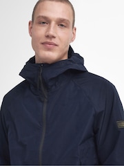 أزرق - سترة مضادة للماء من Barbour® International - صورة 4 من 8