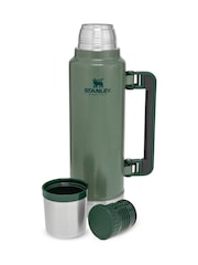 Stanley Hammertone Green Legendary Classic Bottle 1.4L - Image 2 of 2