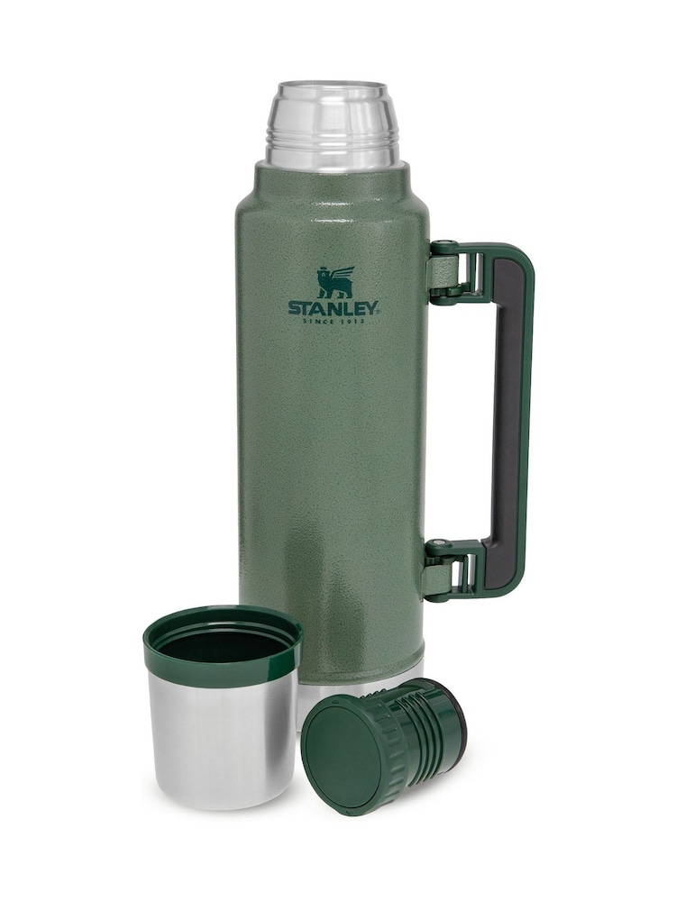 Stanley Hammertone Green Legendary Classic Bottle 1.4L - Image 2 of 2