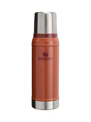 Stanley Hammertone Clay Legendary Classic Bottle 0.75L - Image 1 of 3