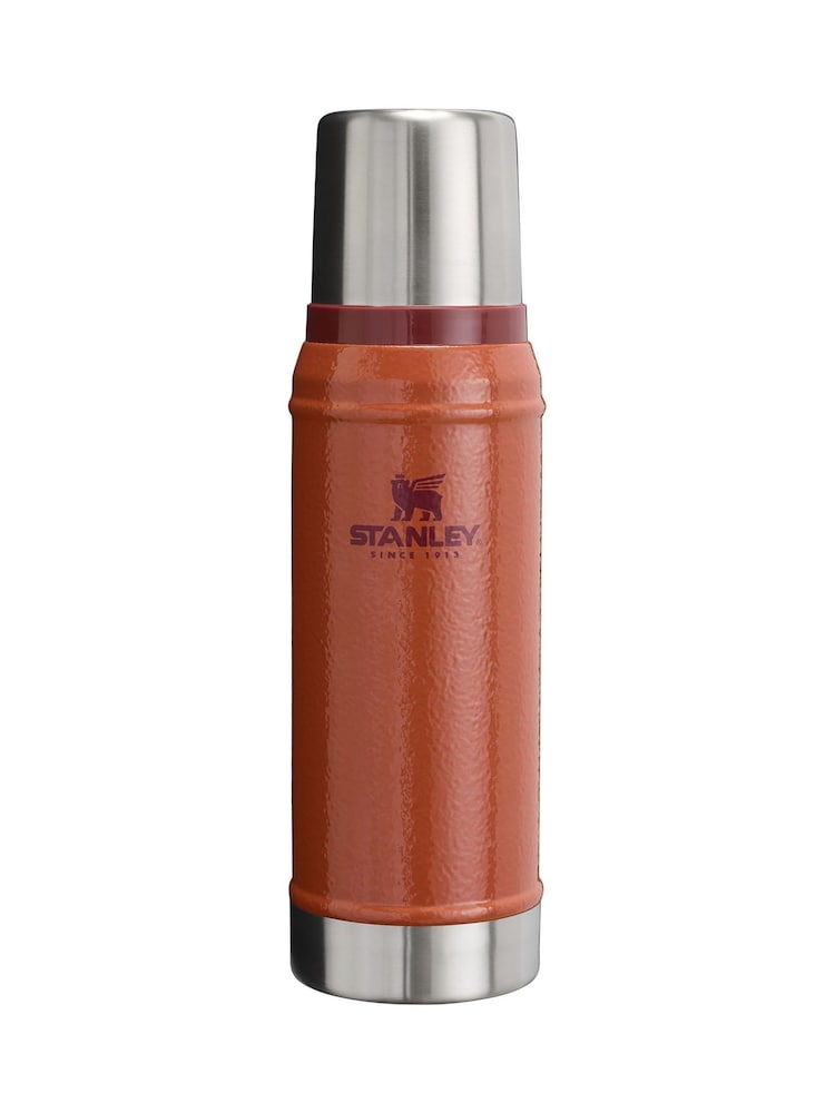 Stanley Hammertone Clay Legendary Classic Bottle 0.75L - Image 1 of 3