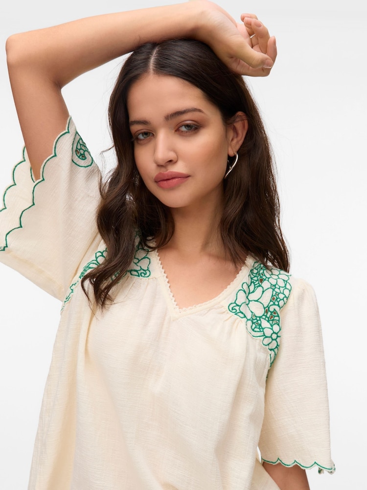 VERO MODA Cream Embroidered Short Sleeve Blouse - Image 4 of 5