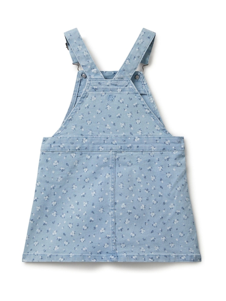 Benetton Girls Blue Printed Denim Dungaree Dress (2-6 yrs) - صورة 2 من 3 Benetton Girls Blue Printed Denim Dungaree Dress (2-6 yrs) - صورة 2 من 3