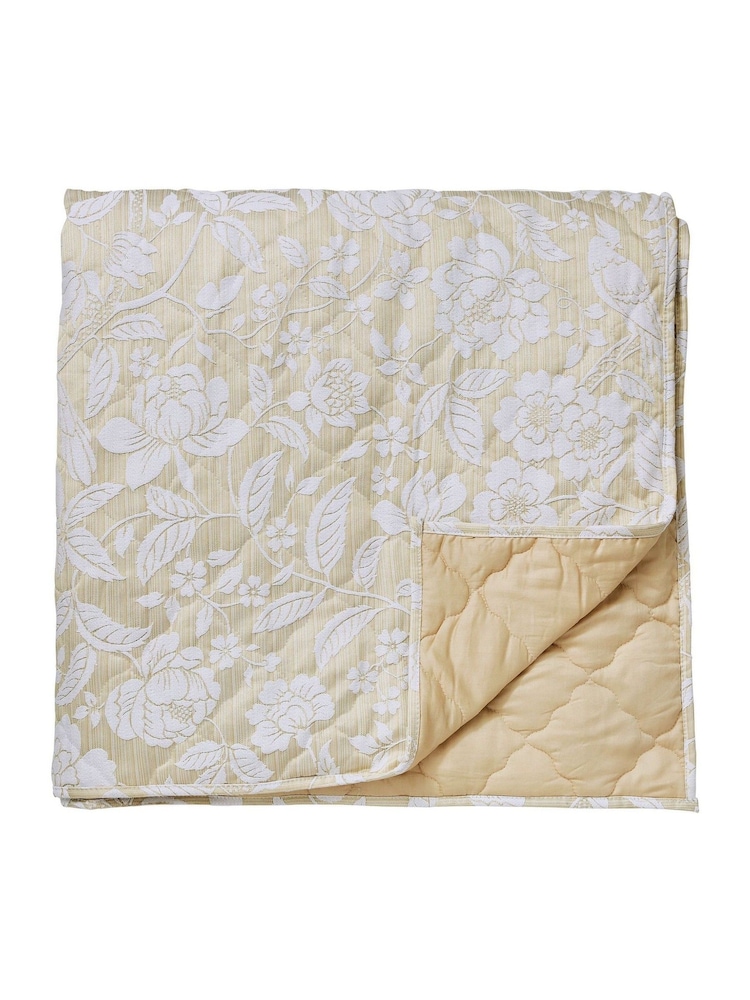Sanderson Gold Pyramus Quilted Throw - Image 2 of 3