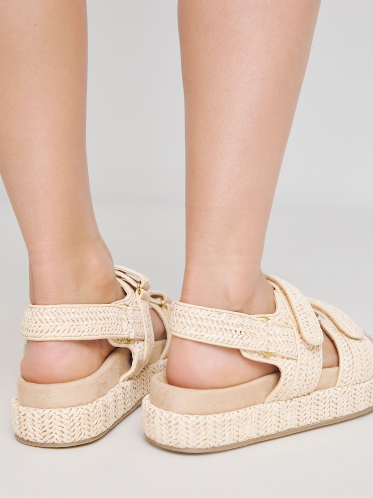 Simply Be Natural Extra Wide Fit Raffia Chunky Footbed Sandals In Wide Fit - Image 2 of 4 Simply Be Natural Extra Wide Fit Raffia Chunky Footbed Sandals In Wide Fit - Image 2 of 4